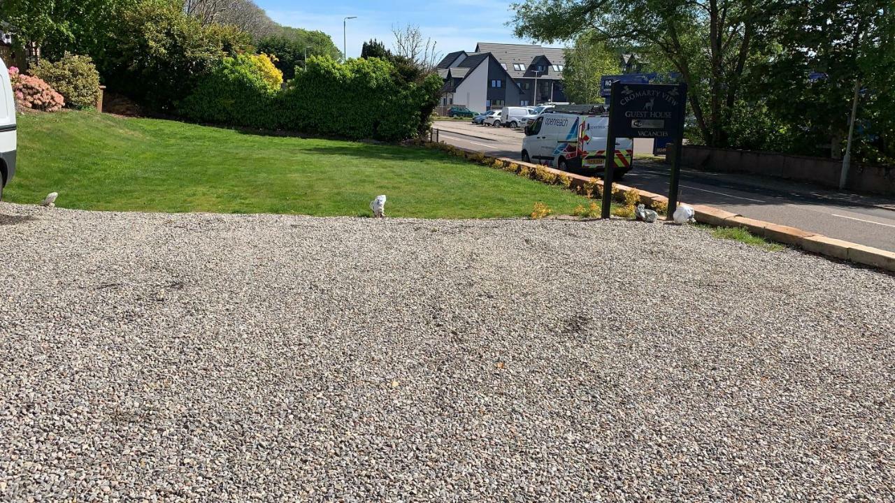 Cromarty View Guest House Accommodations & B&B Dingwall Exterior photo